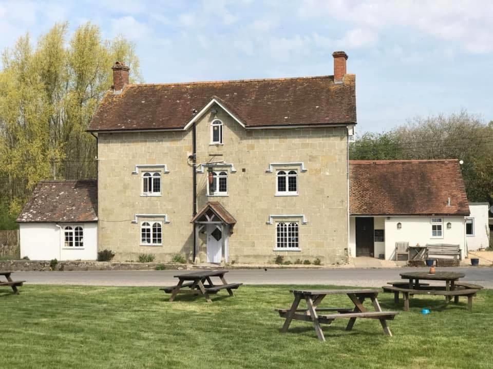 The Benett Arms Bed and Breakfast Shaftesbury Exteriör bild